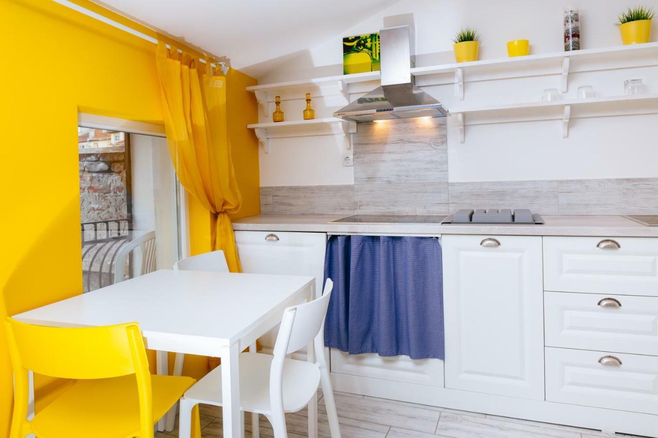 Beautiful Best Location Apartment "Blue Mouse" 플로브디프 외부 사진